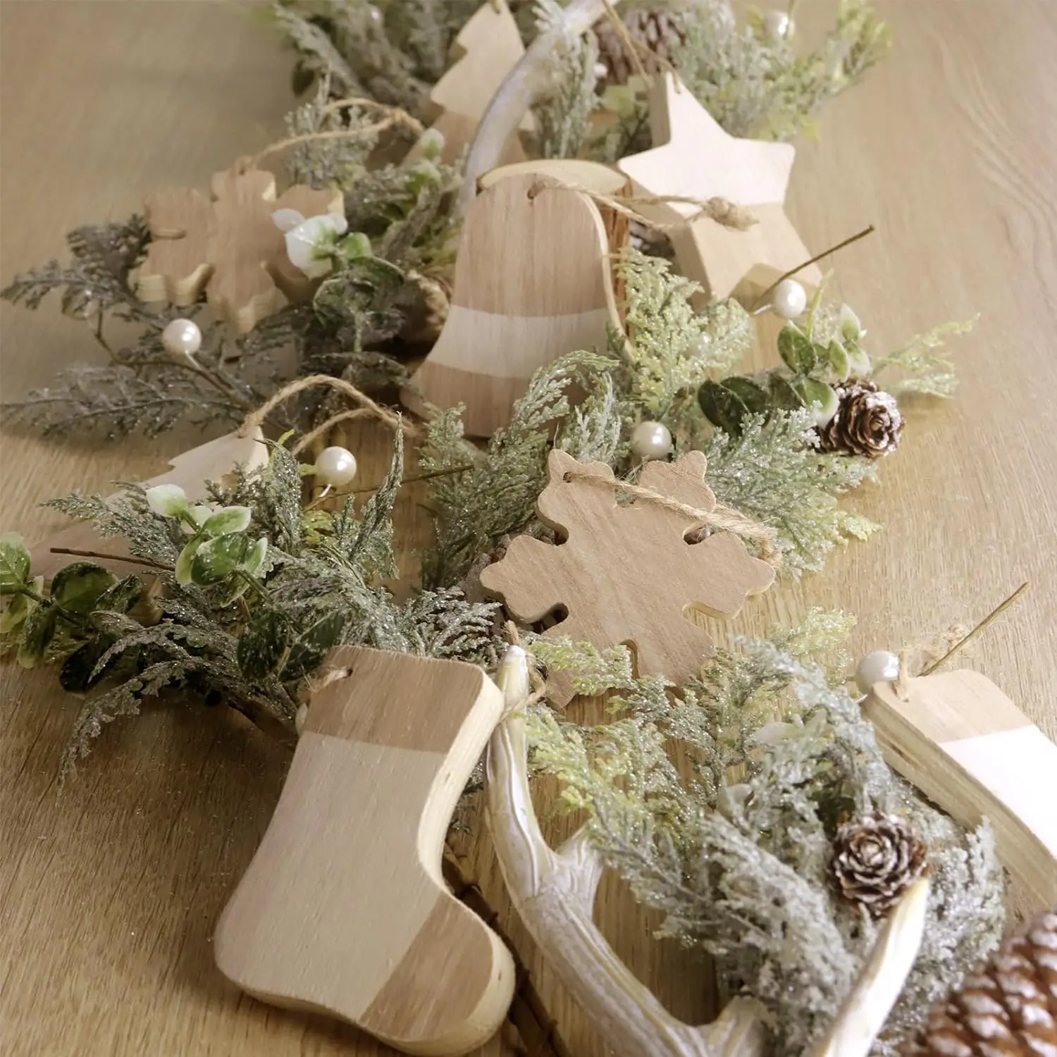 Cat Wooden Plaque Hanging Wall Art Lovely Cat Footprint Maple Leaves Door Home Decoration Vintage Metal