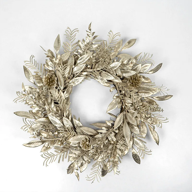 2022 Christmas Outdoor Wreath With Champagne Holly Pinecone Loops Christmas Decoration Artificial wreath For Front Door