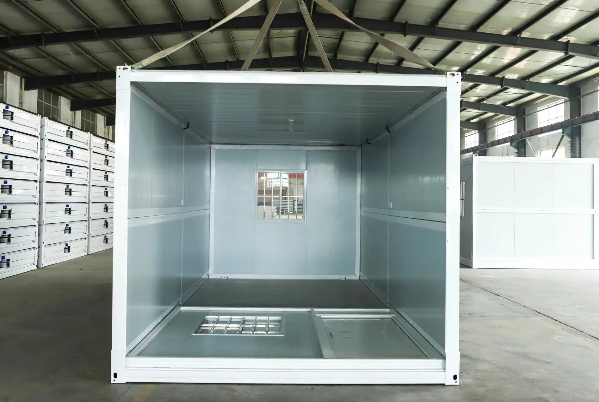 China 20 feet cheap folding  storage living welded easy assemble  save space container house for living and storage