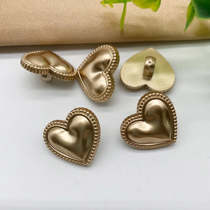 Buttons Heart Shaped Buckle Plastic Button Accessories with Enamel for Shoe Charms Women Dress Suits Blazer Jacket Uniform
