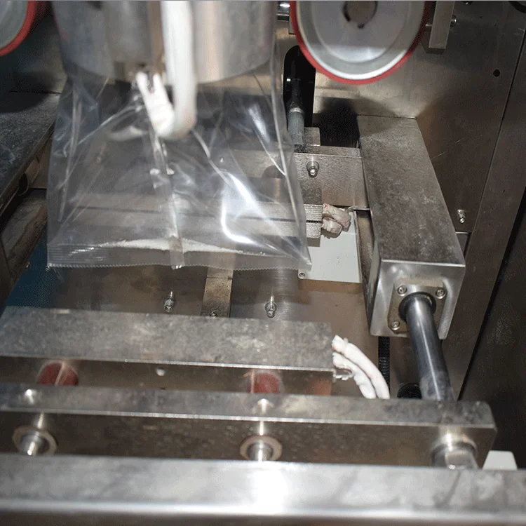 Automatic Oat Nuts Dry Fruits Beans Dates Candy Chocolate Grain Packing Machine