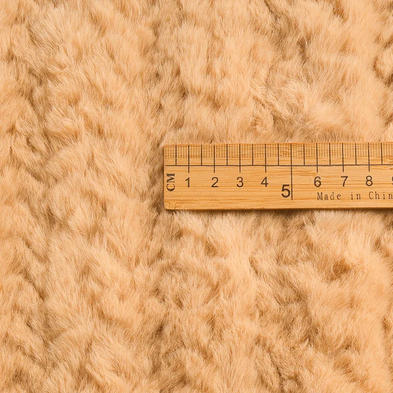 Тяжелая ткань из искусственного меха кролика