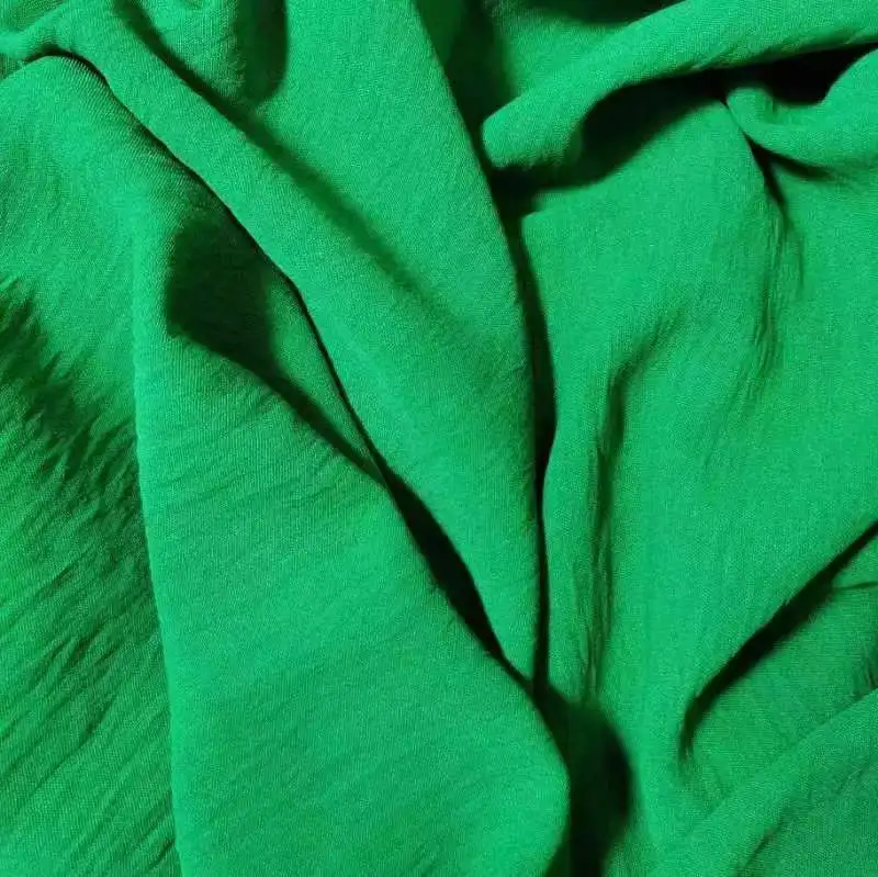 High Quality Customized 100% Polyester Plain Soild Dyed Printed Pleated Chiffon Shawl Bulk Hijab Fabric