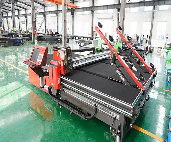 Glass automatic punching and breaking typesetting machine JLBP-600 type