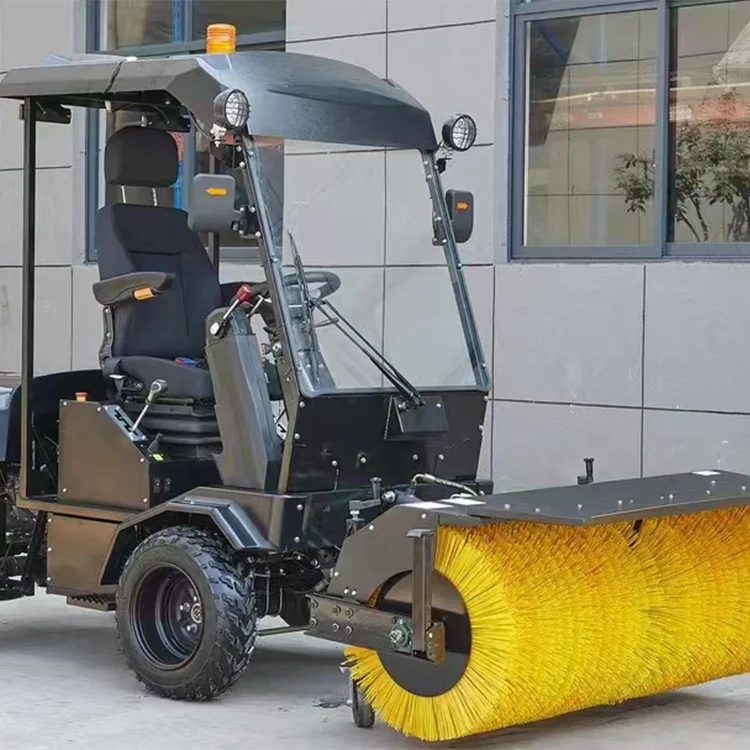Ride gasoline snowplow Four-wheeled driving snow remover Fully enclosed snow plow truck