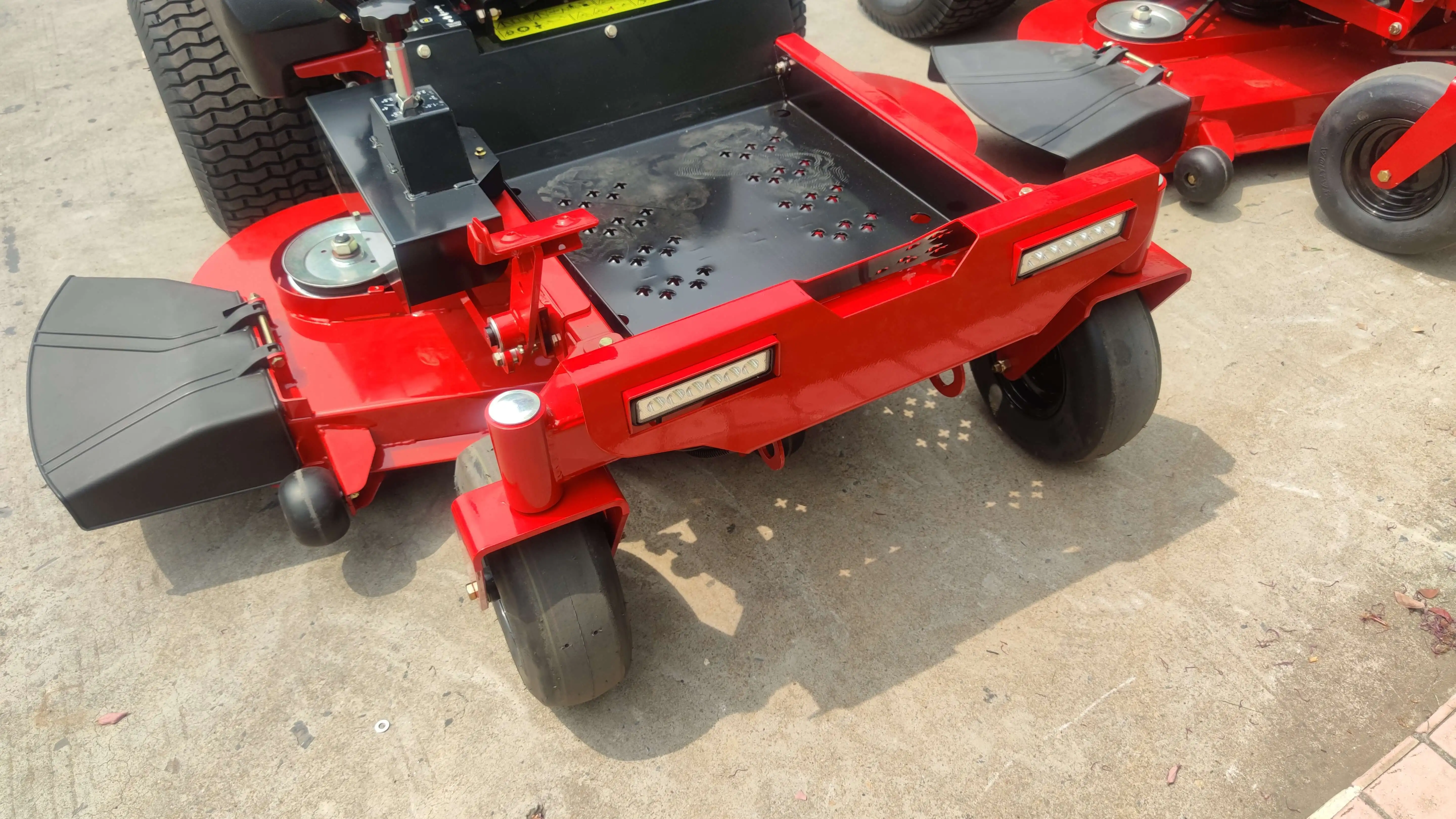 Agricultural riding on lawn mower tractor garden lawn mower lawn Mowers for grass cutting