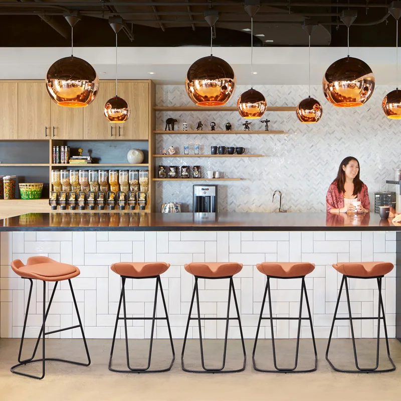 Good quality commercial fashionable simple design cheap hotel lounge furniture new modern leather bar stool american style