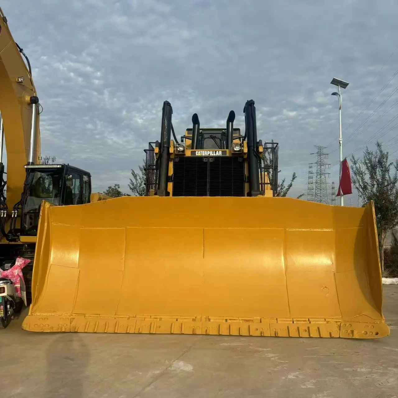 Бульдозеры гусеничные caterpillar catD10R 90% новая в отличном состоянии высокое качество d8r D5K