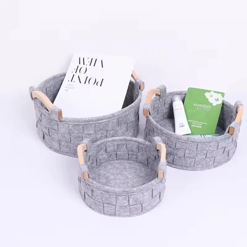 Handmade felt woven basket factory wholesale home office desk storage basket with wood handle