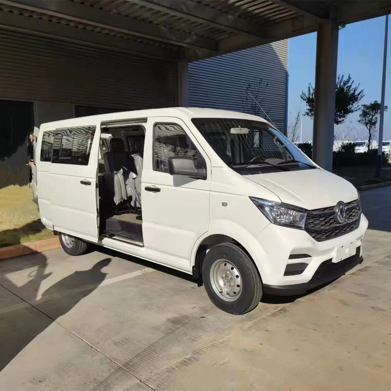 Dongfeng minivan car gas powered 2 seats 3 seats minivan gasoline vehicle for sale