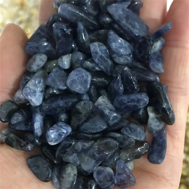 Bulk wholesale 7-9mm Premium spiritual cordierite crystals gemstone natur blue iolite crystal chips for Decor