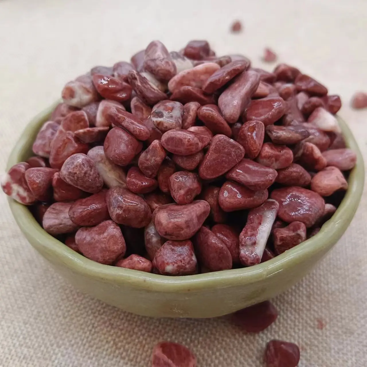 Chicken blood red Natural crushed Marble Pea Gravel special hard stone for terrazzo grit wash marble chips for flooring