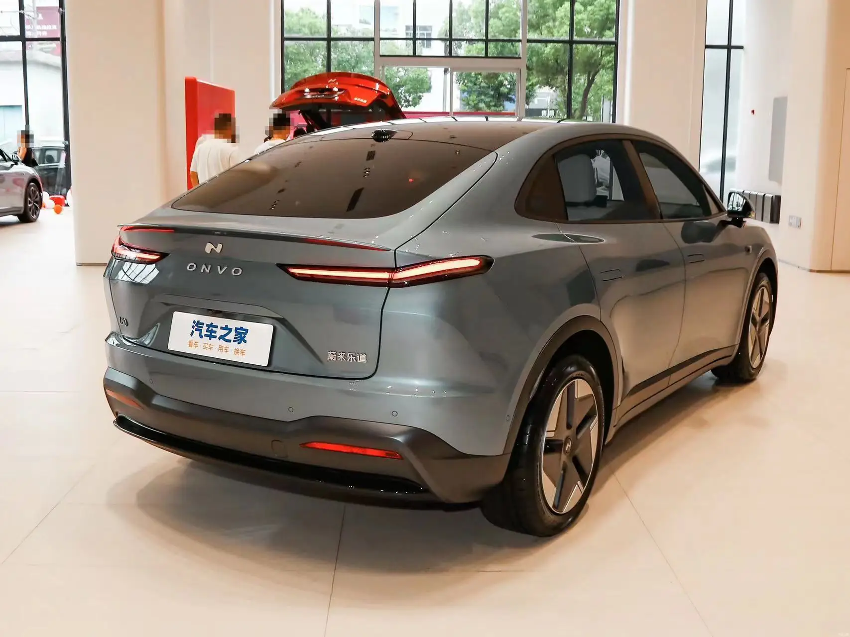 Cheap 2024 ONVO ledao auto L60 60kwh Electric car 5 door 5 seat medium size car new used cars  range 555km ONVO ledao auto L60
