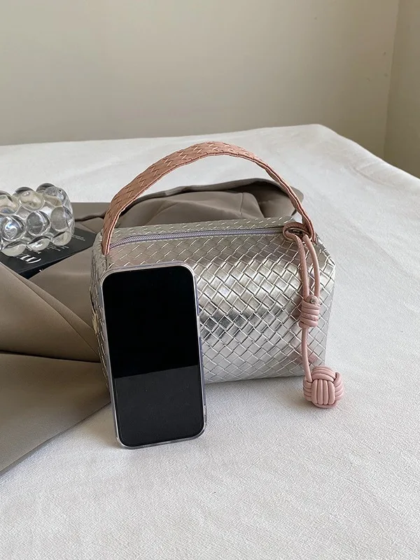 2024 new woven bag for women silver powder splicing wash and cosmetic bag texture versatile niche design  clutch purses handbag