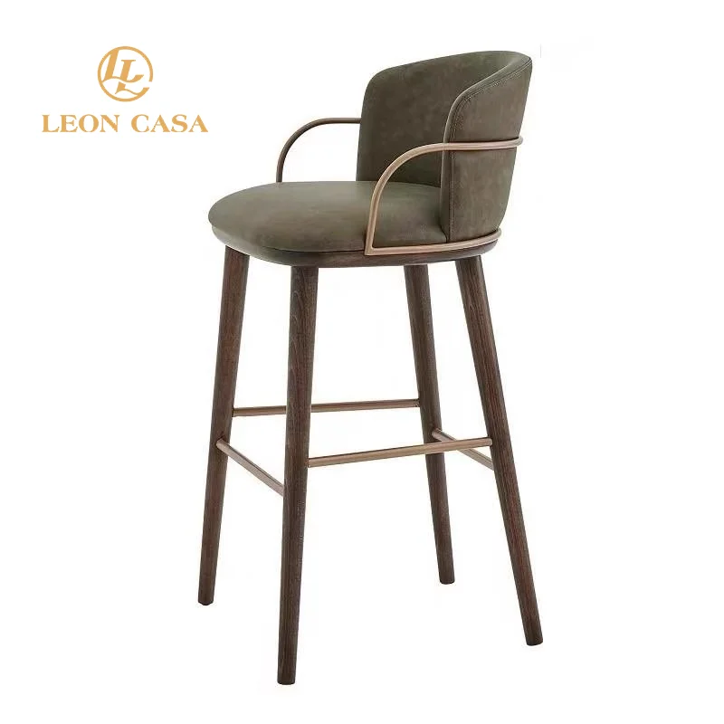 Custom Italy Design Factory Price Bar Chairs Wooden Bar Stools Comfortable Counter Height Bar Stools