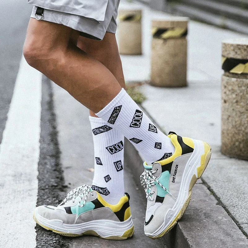 No Moq  custom logo White Men wholesale hot sales 100% Cotton printed Funny Happy Fashion Street colorful popular Skater Socks