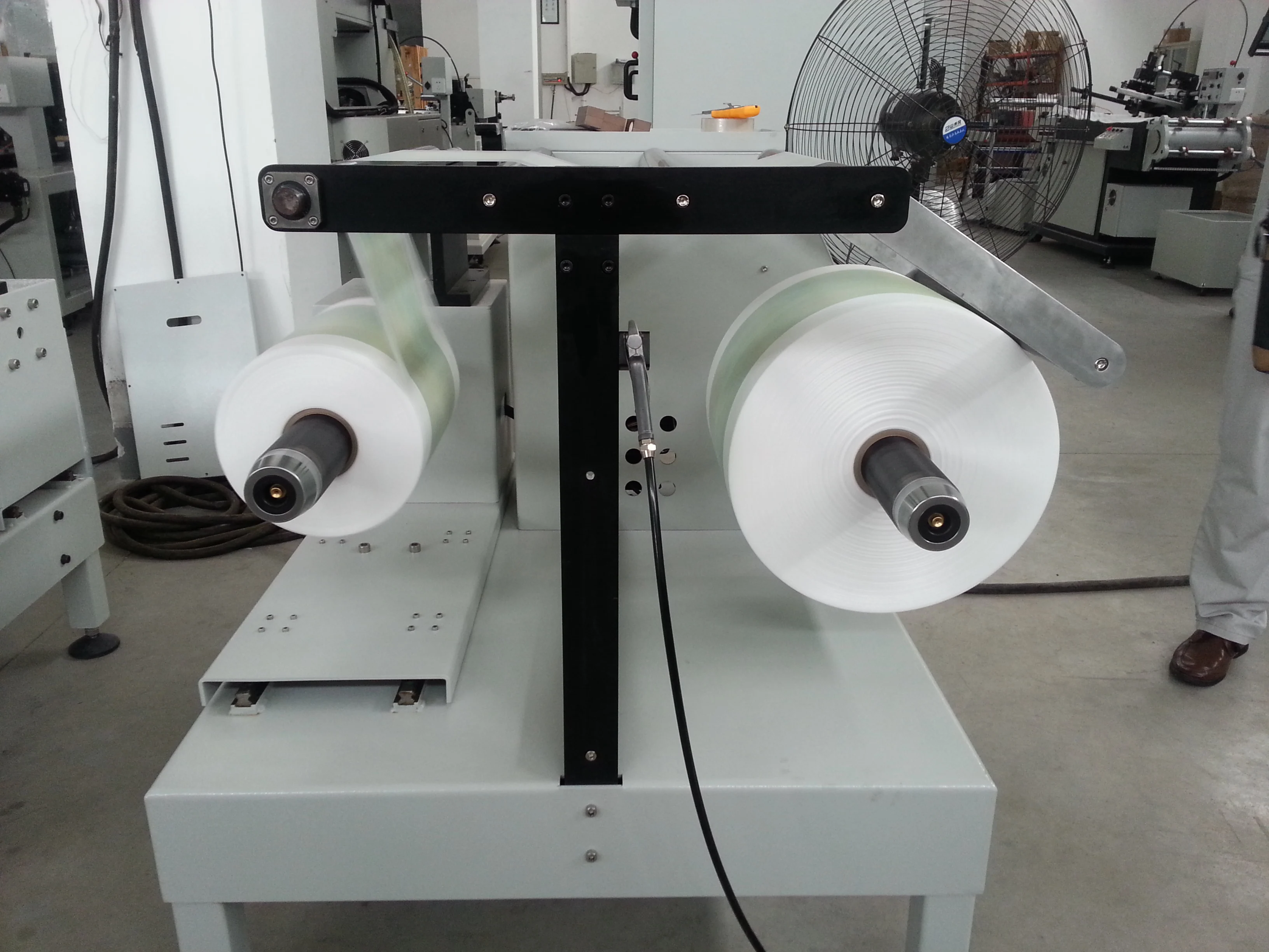 Film Paper Label Roll Automatic Slitter Rewinder