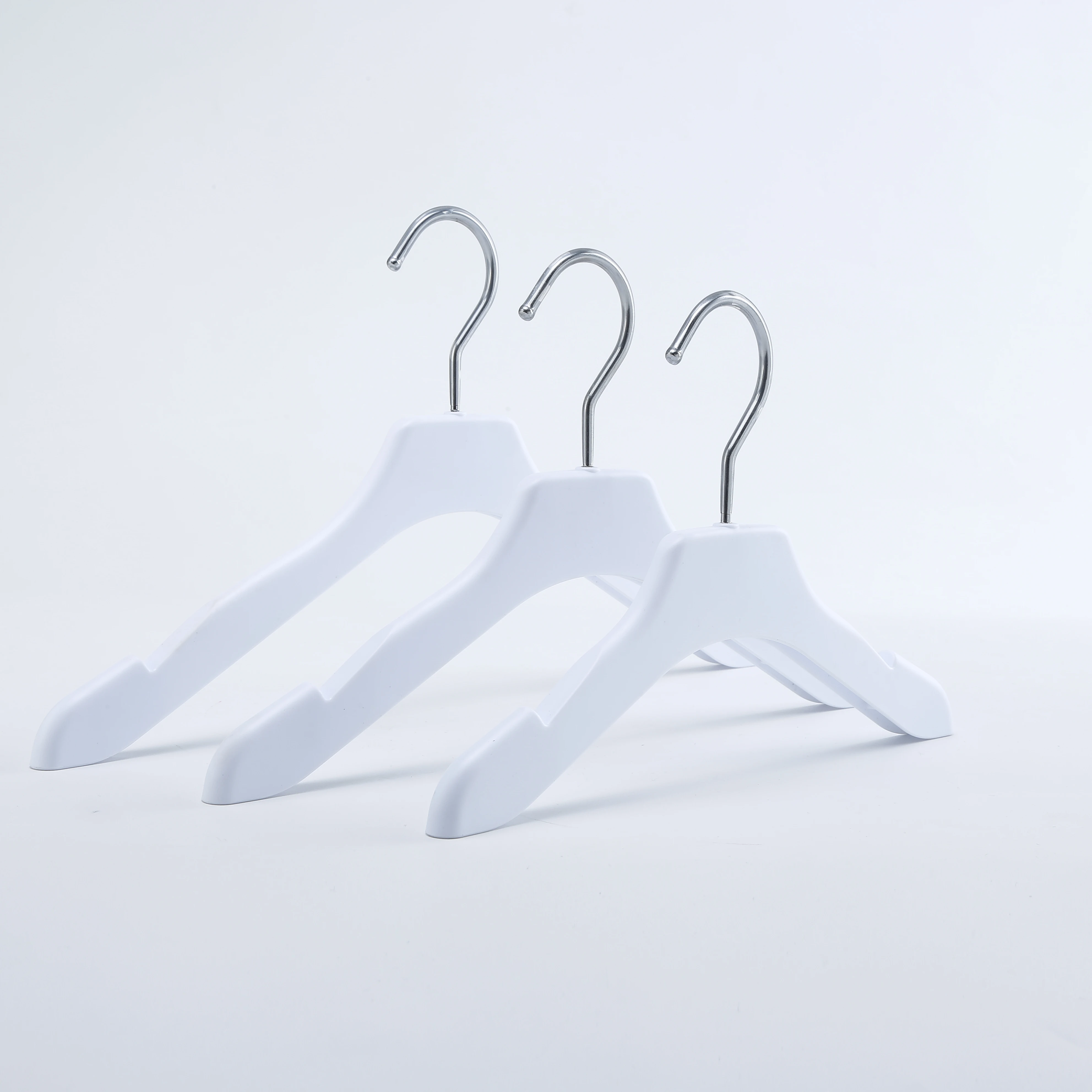 China brand Chunshui manufacturer custom shape 26 cm PS Recycle Material slim flat plastic hangers for cloths