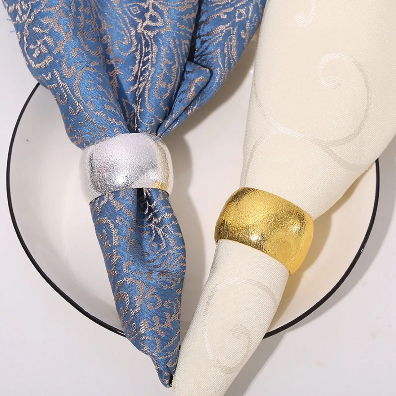 Round Luxury Metal Gold silver Napkin Rings for wedding table decoration napkin holder