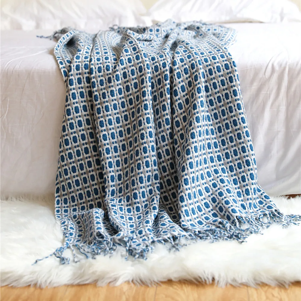 Amazon Hot Sale Fluffy Comfort Blanket Thick Blankets for Winter Chunky Knitting Blanket