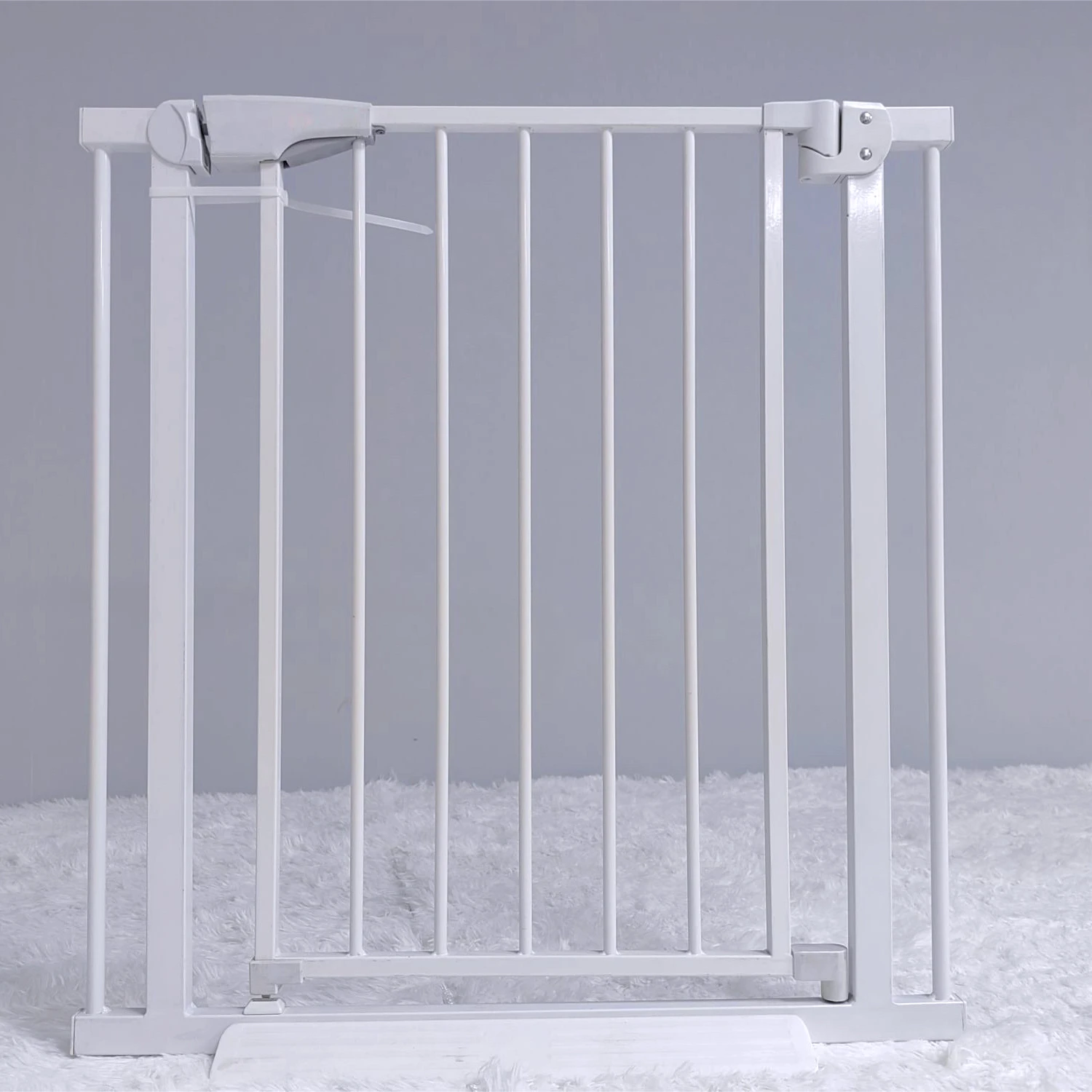 2023 Baby Safety Gate For Doorways And Stairs Auto Close Door For Kids And Dog Pets Extra Wide Fence Barrier Protection Child