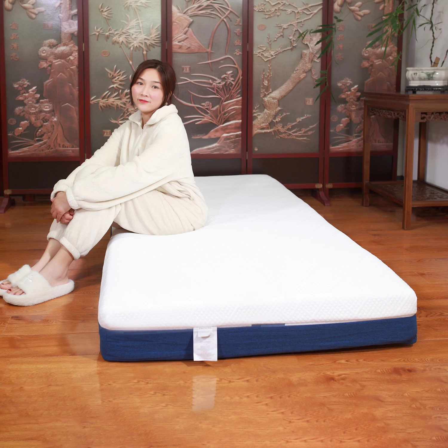 Factory hot sale king size memory foam mattress high density foam support mattress
