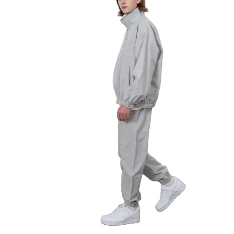 training&jogging wear designers loose fit utility sweatsuit jacket jogger track suit custom logo windbreaker nylon two piece set