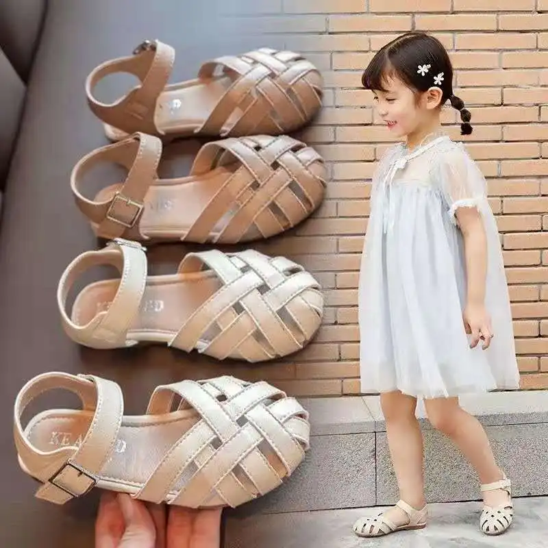Girls Sandals 2023 New Fashion Kids Baotou Princess Shoes Korean Style Summer Baby Soft Soled