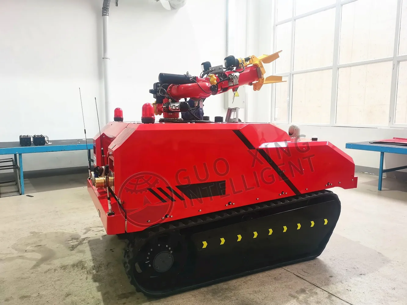 RXR-M120D с дистанционным управлением Интеллектуальный робот-пожаротушитель