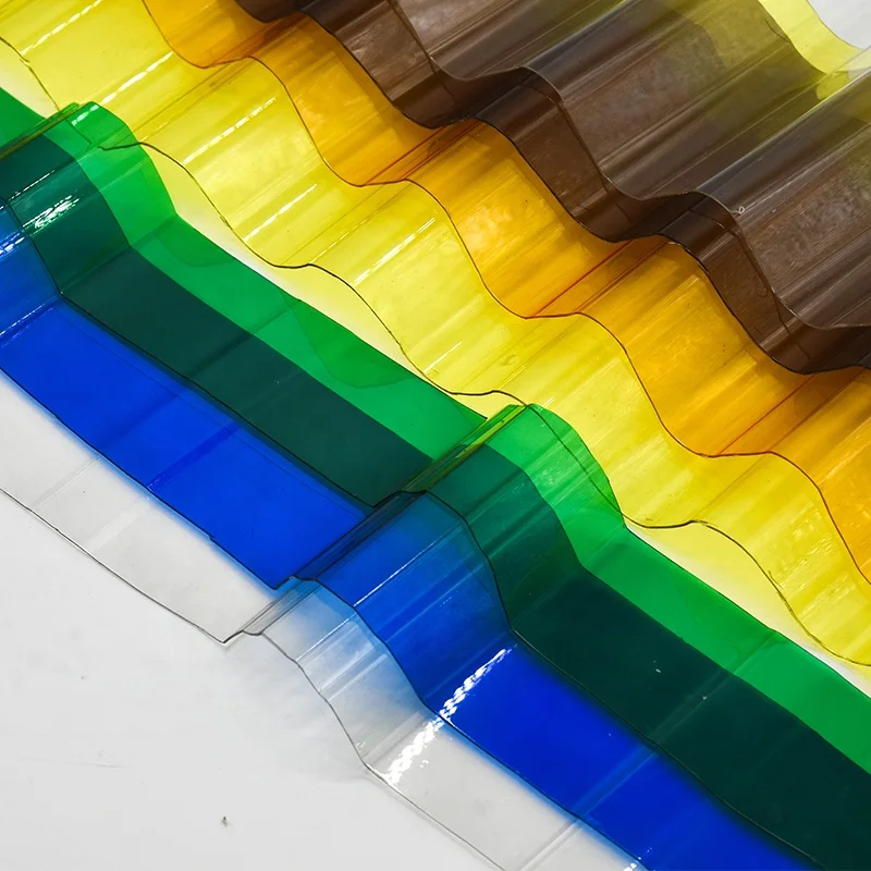 Прочный и стабильный гофрированный поликарбонатный лист для крыши