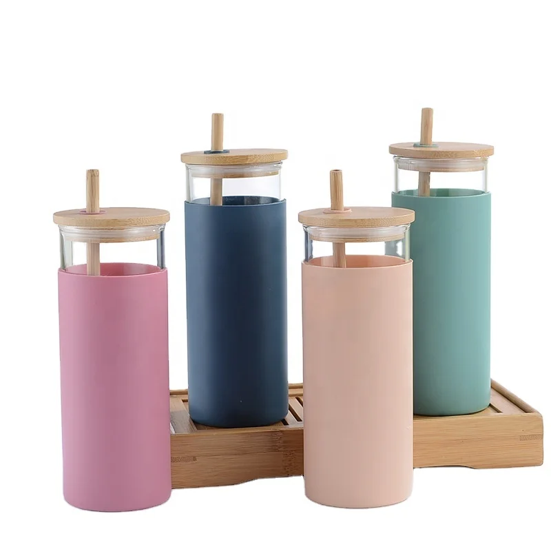 custom high borosilicate glass tumbler with straw with bamboo lid and silicone sleeve food garde