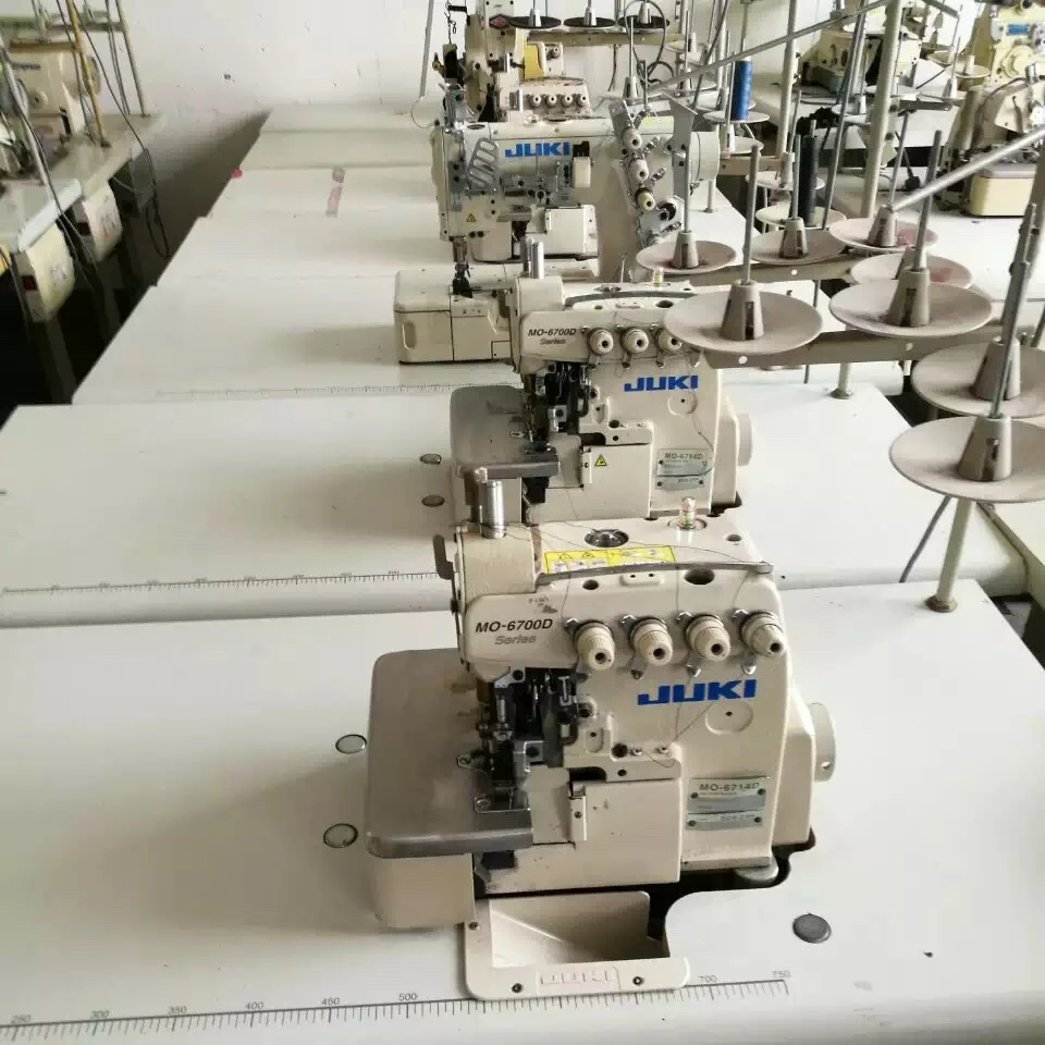 TOP CHOICE and cheap juki 6716 over lock sewing  machine second hand JAPAN MADE