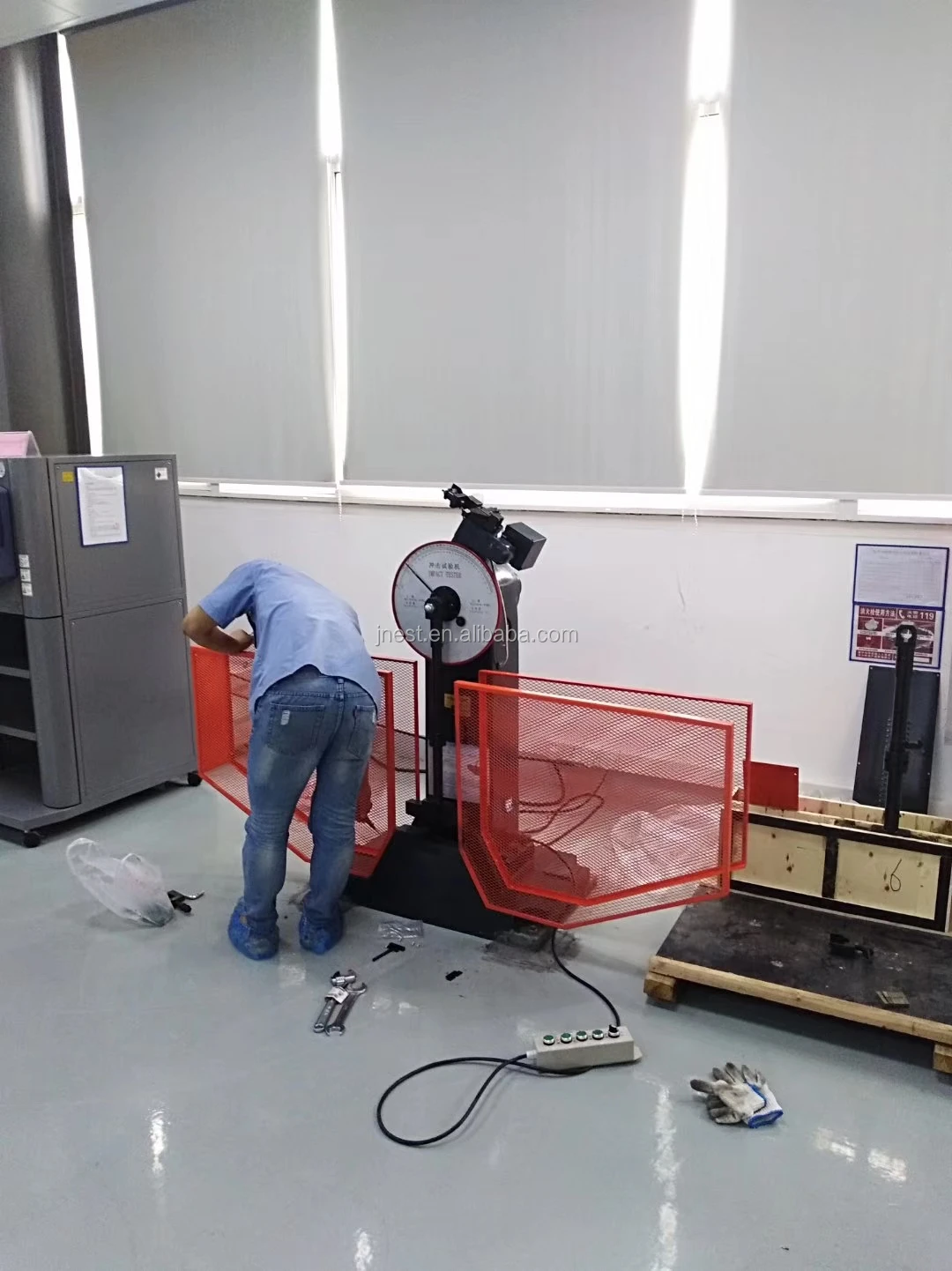 Cheap price 150J 300J metal materials charpy pendulum Impact tester