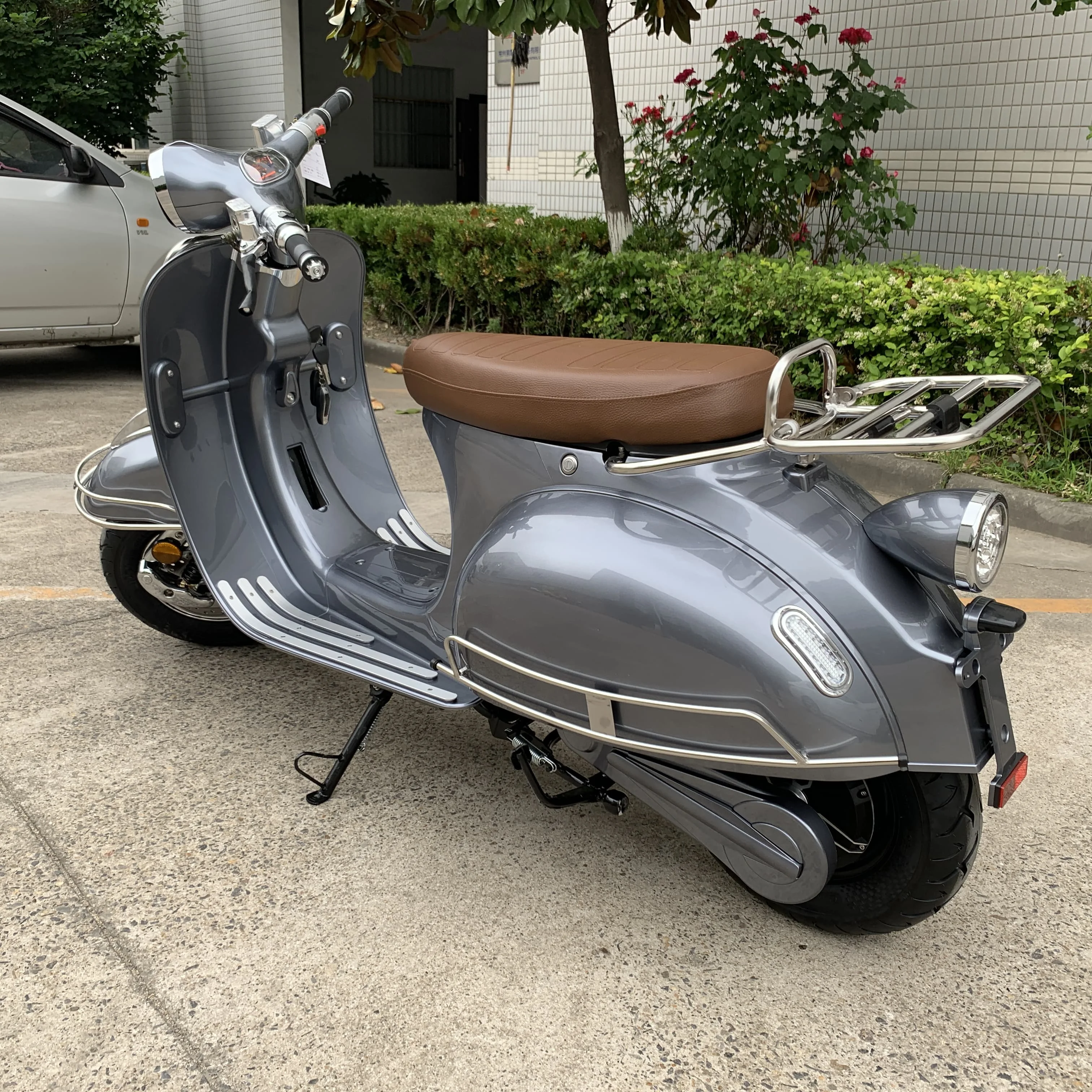  Классический Электрический мотоцикл EEC COC 2000 Вт/3000 Вт vespa для взрослых с USB-портом верхняя коробка citycoco скутер