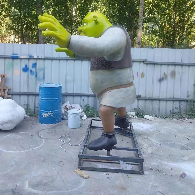 Скульптура из стекловолокна
