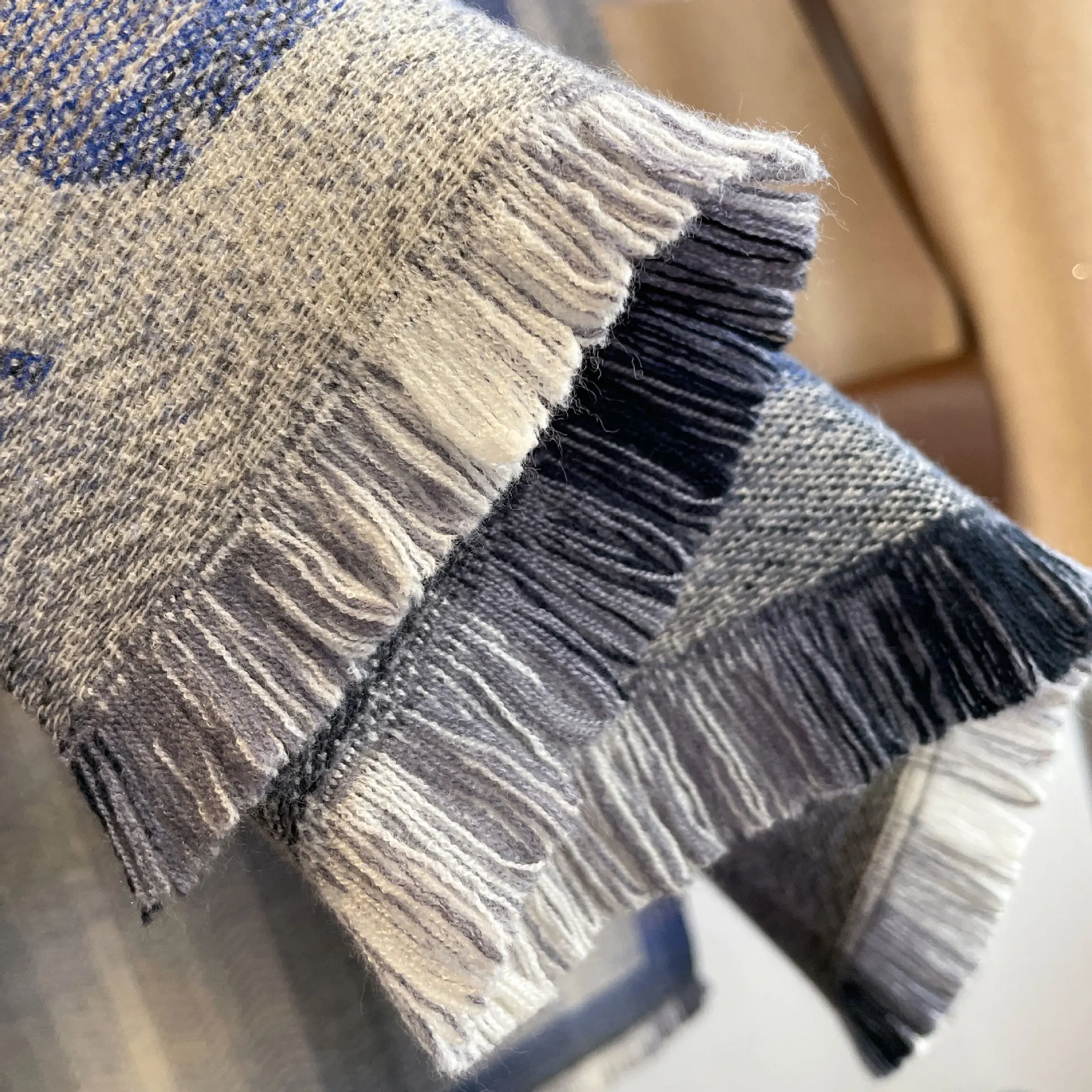 Zipeiwin 2022 Lastest Winter Cashmere Scarf 100% Acrylic  Plaid  Tassel Shawl for Lady