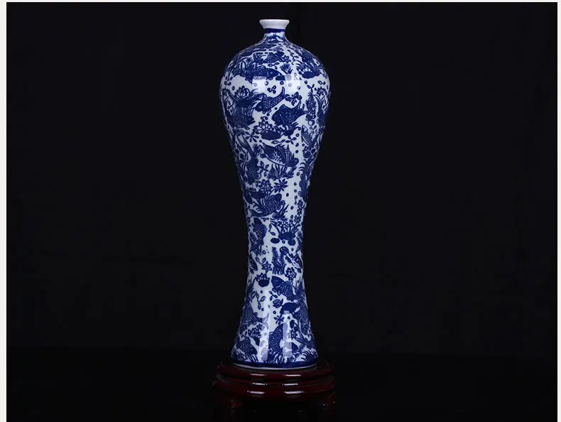 Blue and white antique porcelain Dragon vases
