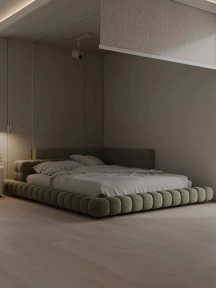 Italian Designer Creative Tatami Bed Contemporary Minimalist Cloth Double Bed for Master Bedroom Fabric Material