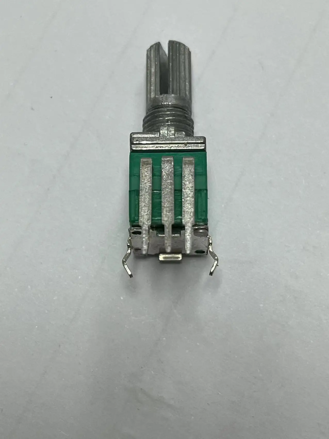 WH097-G model B10K 9mm alpha metal handle volume control potentiometer