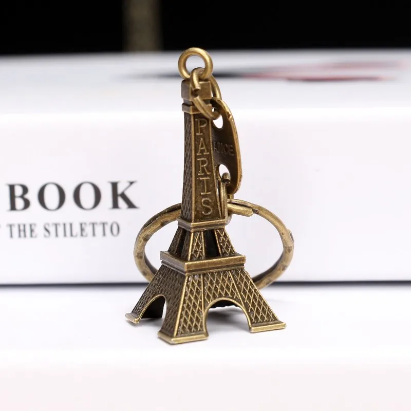 New vintage Paris Eiffel Tower key chain tower pendant key ring small gift manufacturers direct sales