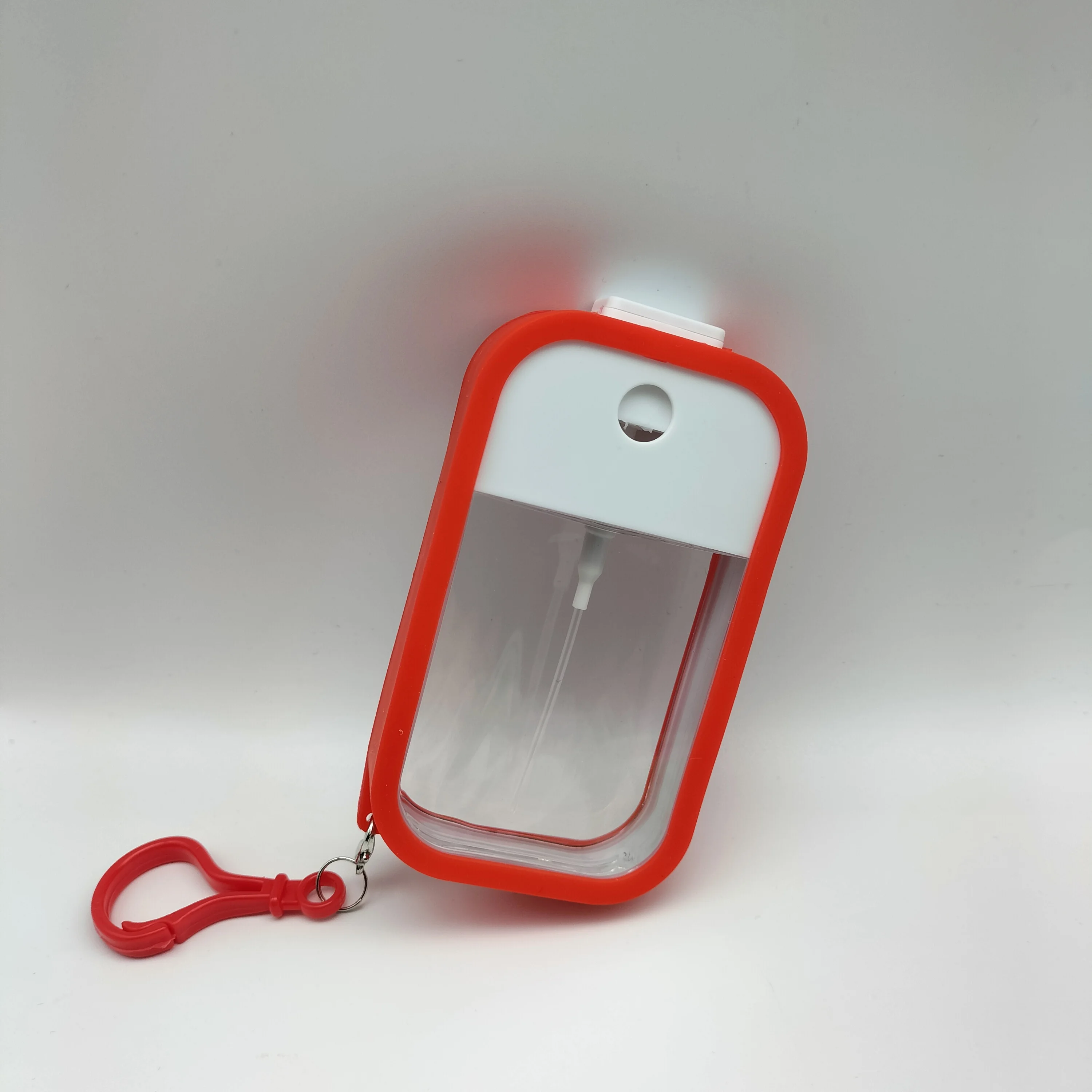 2021 New arrivals 50ml Pocket Sprayer Silicone Holder case Credit card Travel dispenser Holder case with key chain