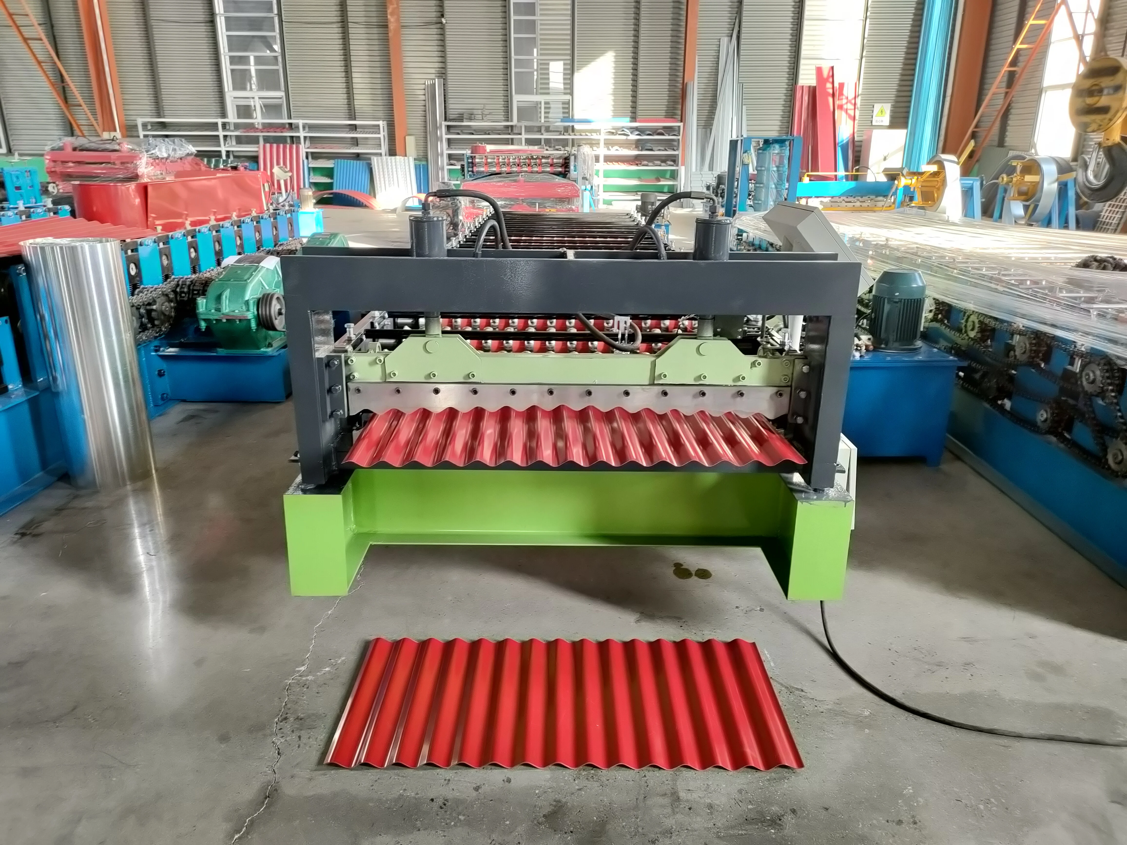 0.3mm -0.8mm 1250mm Width Color Steel PPGI Zinc Roof Sheet Corrugated Roll Forming Machine Corrugated Wavy Making Machine