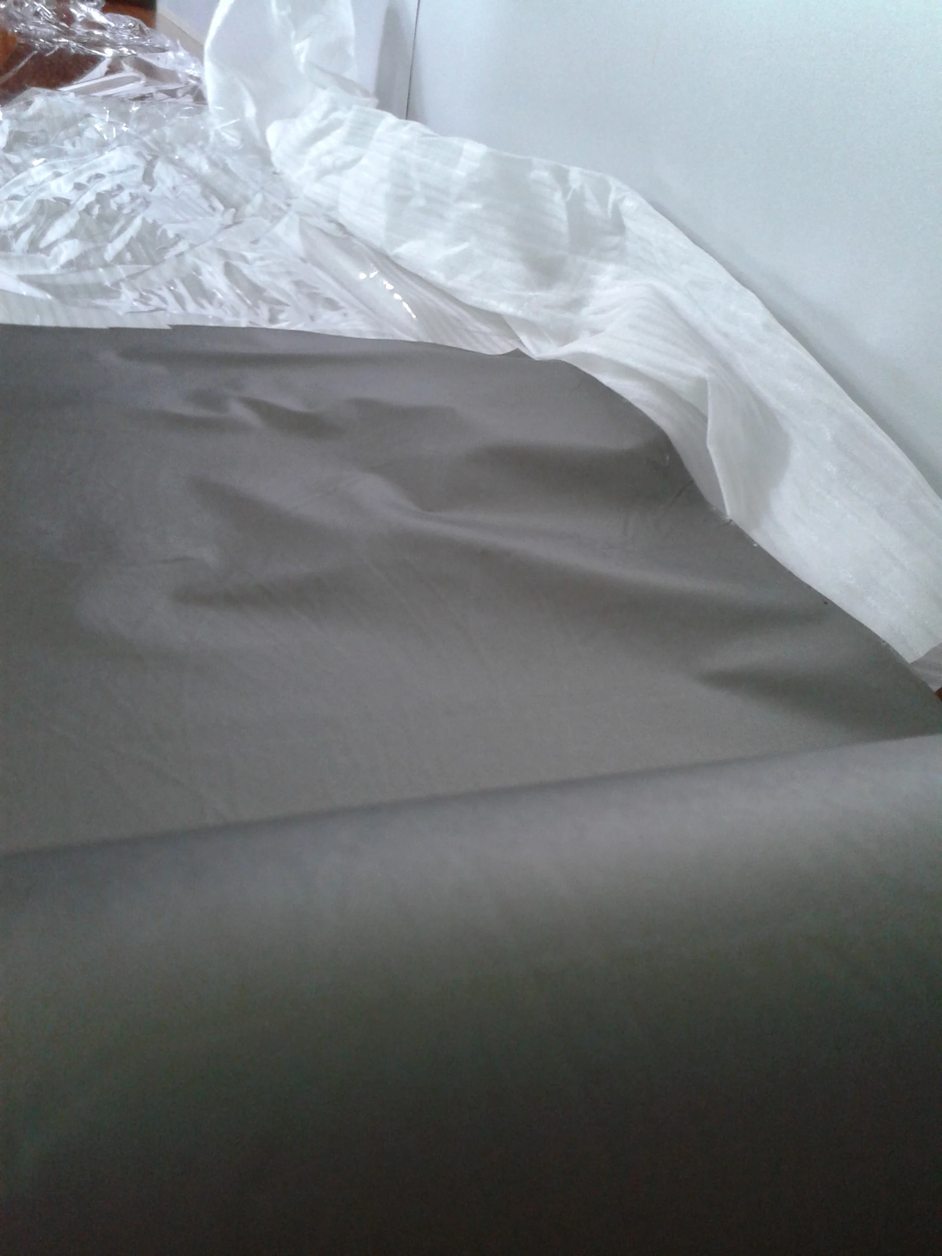 Rubber Absorbing Material Anti-noise and Anti-interference Plate Silver Acrylic OEM Hot Melt Tape Masking No Printing 7-15 Days
