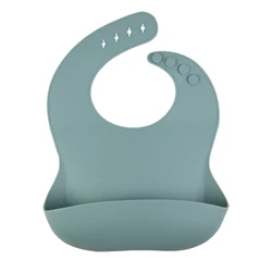 Washable custom logo packaging adjustable clip 100% food-grade soft clip ergonomic silicone bibs