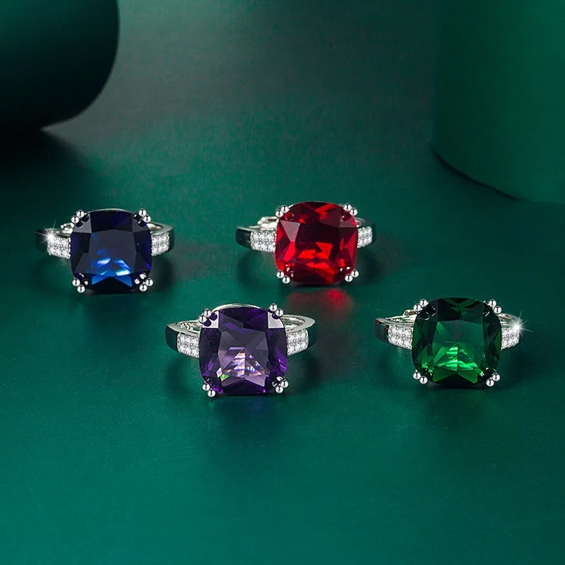 Fashion New Style Inlaid London Blue Topaz Square Diamond Ring Exquisite Color Gemstone Ring Female Romantic Gift