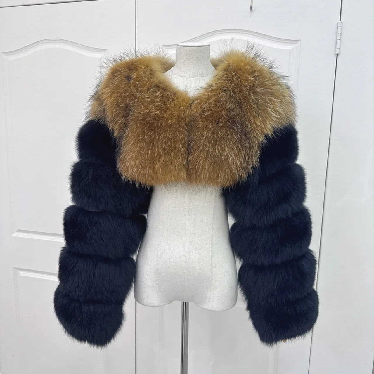 RX Furs High Quality Luxury Fashion Double Warp Sexy Fox Real Raccoon Crop Jacket Two Long Arm Fur Sleeves Jacket For Women
