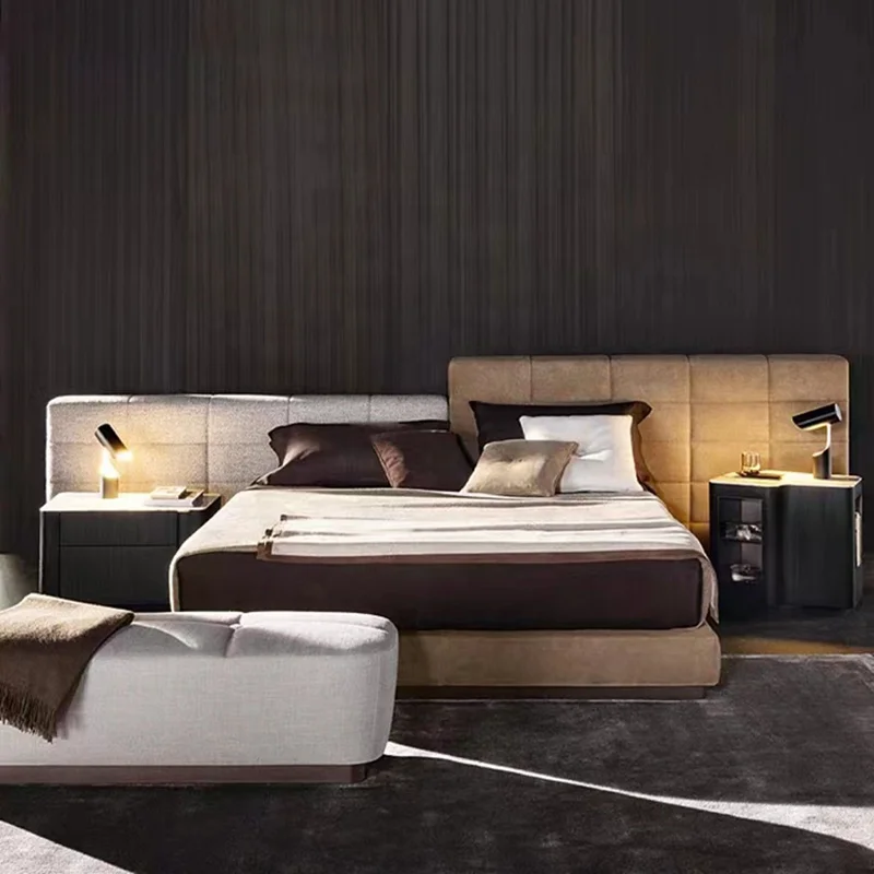 Italy Lawrence widescreen master bedroom frosted leather queen bed, villa bedroom furniture, solid wood soft bed