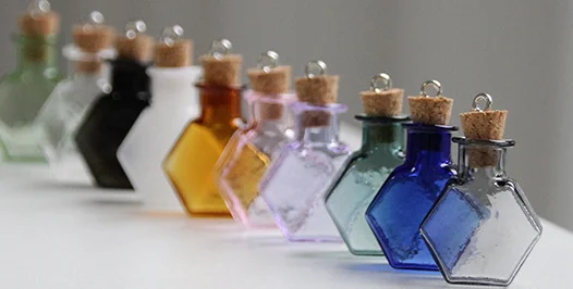 Pendant Shells Vial Necklace. Miniature DIY JEWELRY ^^ Mini Empty Vodka Glass Bottle with Wooden Cork and Hook