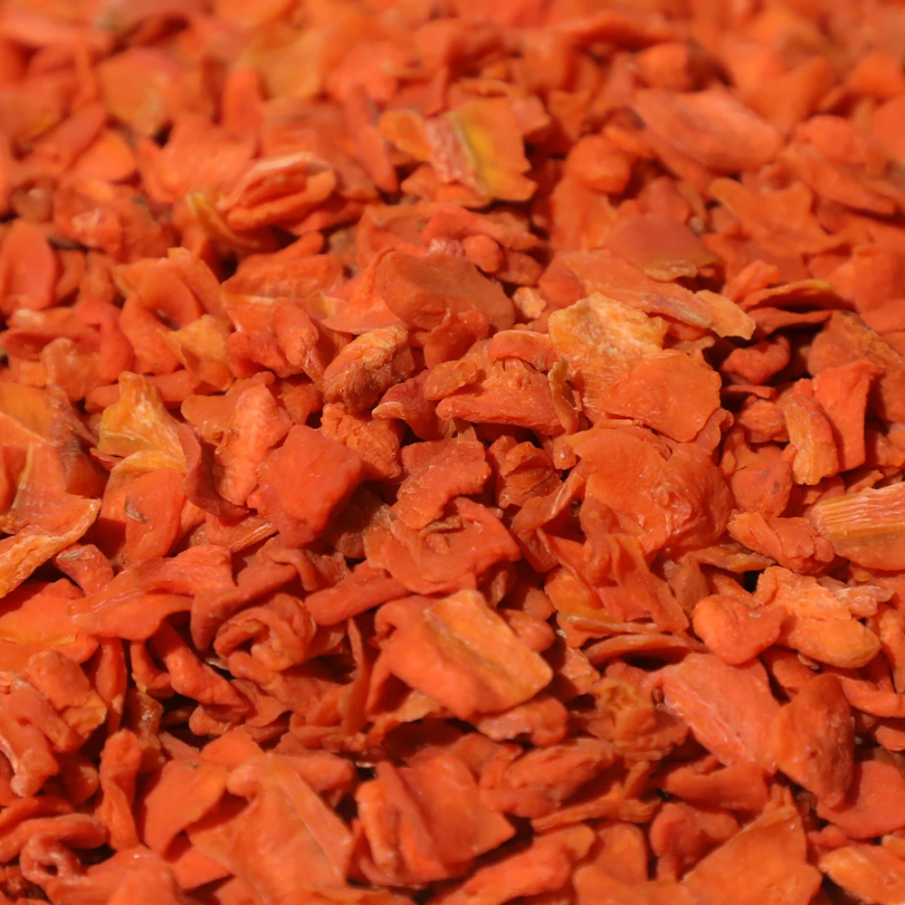 OEM Wholesale Factory Dried Vegetable Cubes Dehydrated Carrot Granules Feed Grade