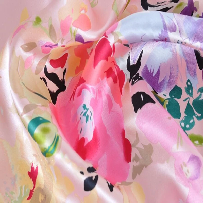 Digital Printed 19mm Elasticity Satin Silk Fabric For Lady Garment